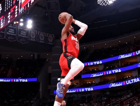 世俱杯下注-奥科吉首发出战12分钟，投篮2中2得到4分3篮板1抢断